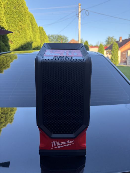 Boxa Milwaukee M18