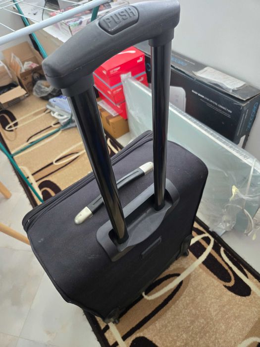 Куфар използван среден размер