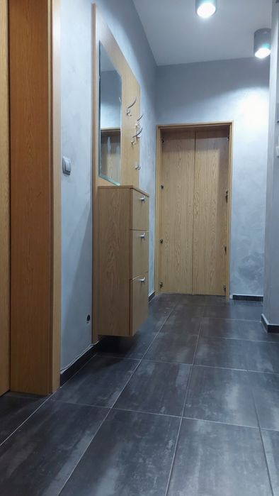 Дава се под наем Тристаен апартамент в Пловдив, Кючук Париж - 100 кв.м за 484.5 € - Снимка #9