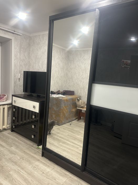 Шкаф-купе и комод