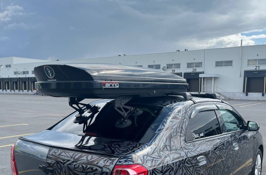 Продаю автобокс с релингами