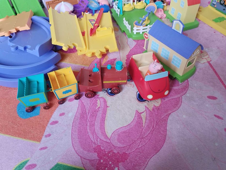 Писта на Пепа Пиг Peppa Pig играчки