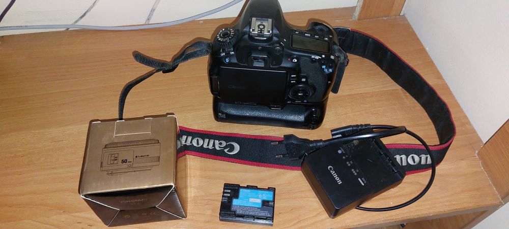 Продается Canon 60D