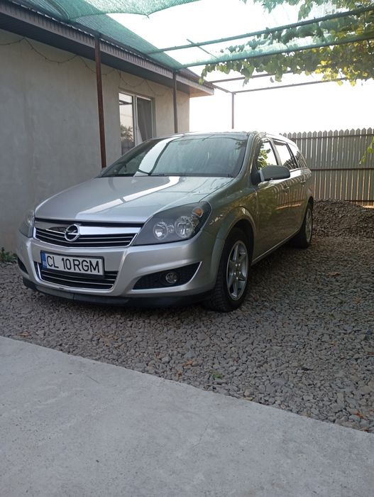 Vând Opel Astra h