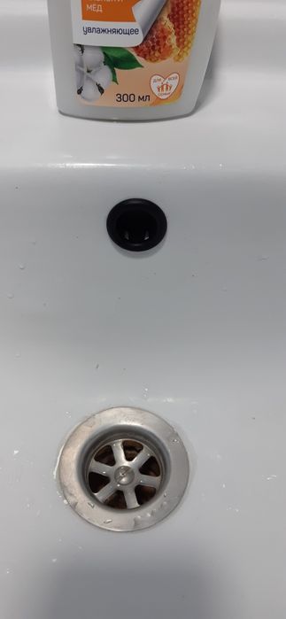 Для ванной комнаты ,,заглушка на перелив,,.