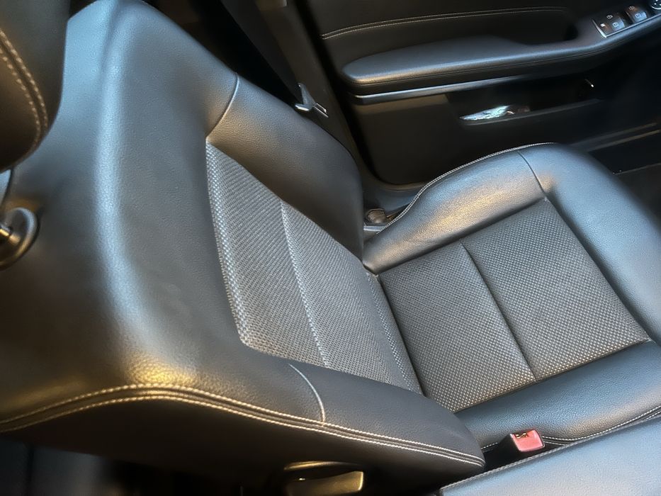 Mercedes E200 impecabil recent adus