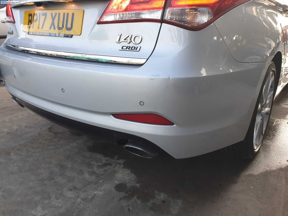 Bara Spoiler Spate cu Locas Pentru Senzori de Parcare Hyundai i40 Sedan Berlina 2014 - 2019 Culoare T8T [K9534]