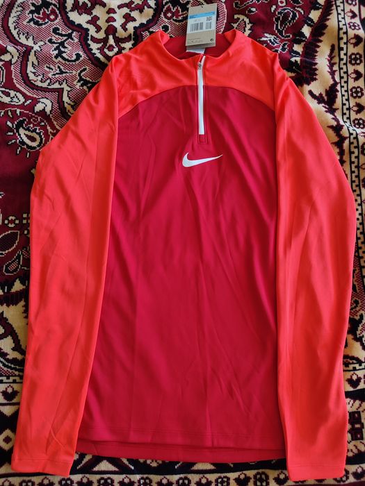 Мъжка спортна блуза с дълъг ръкав Nike