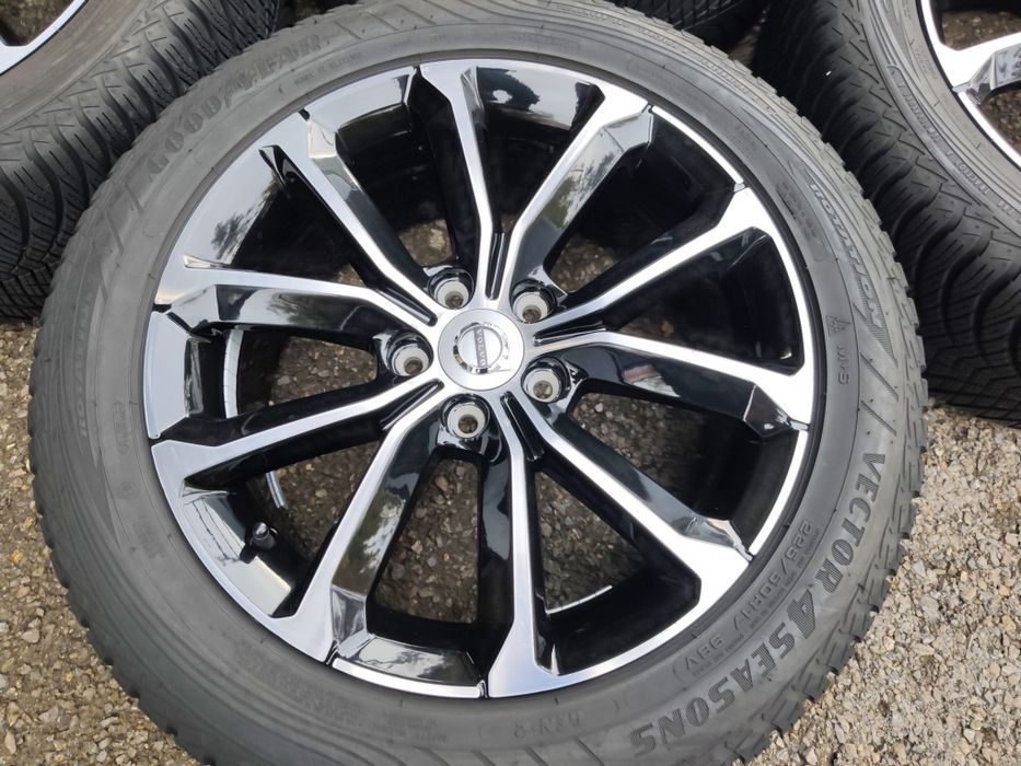 17" оригинални алуминиеви джанти за Volvo ..