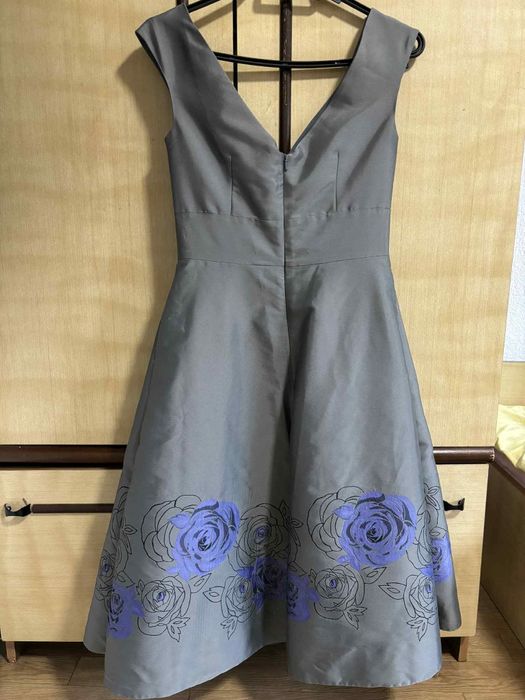 Официална дамска рокля