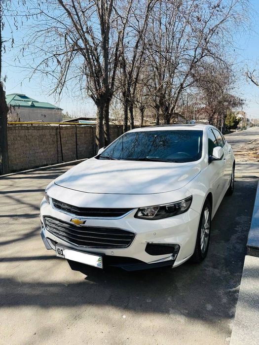 Malibu 2  2.4 матор (2019) белый жемчуг