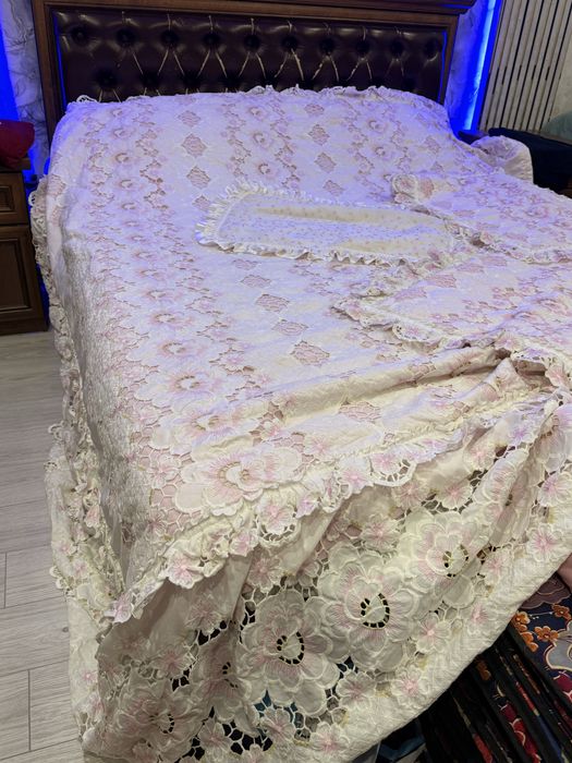 Pakrival. Zo’r 2 ta yostiq chilt bor