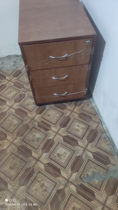 Тумбу поодам б/у