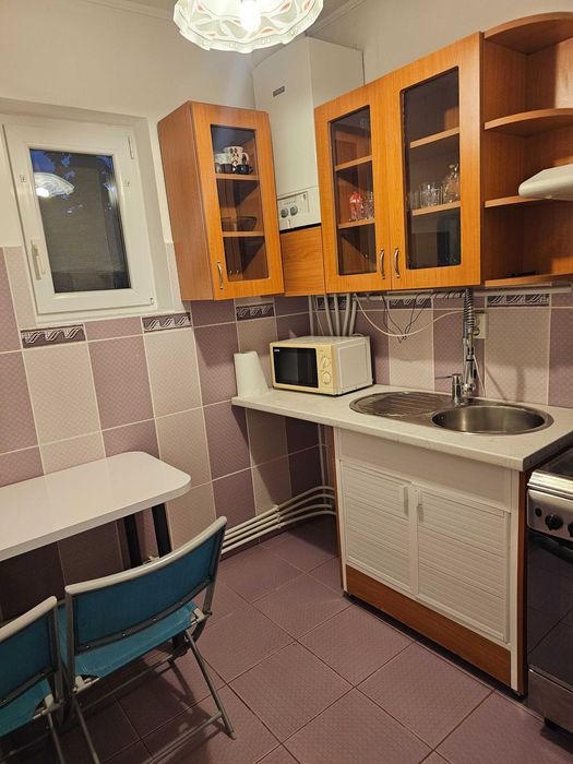 Inchiriez apartament la casa particulara pet friendly