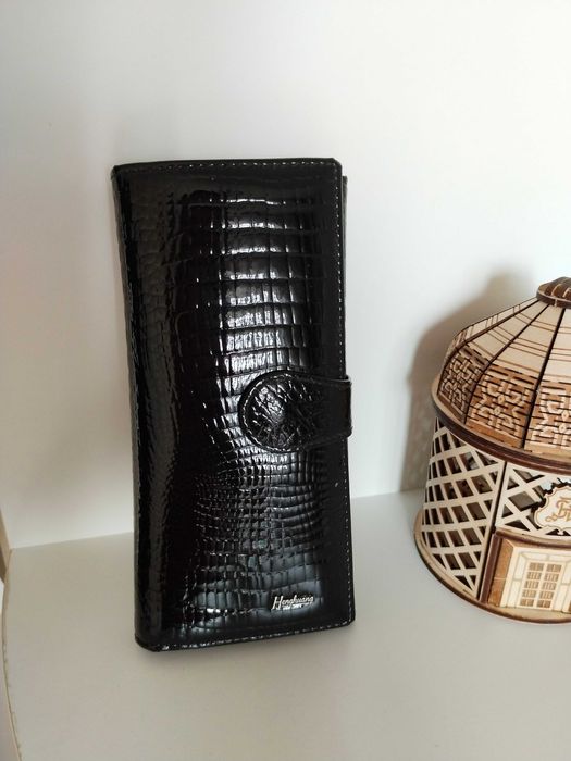 Кошелёк кожаный брендовый