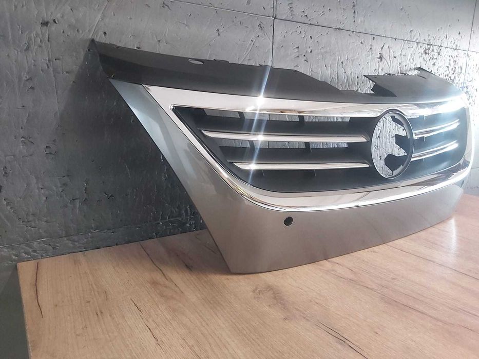 Grila Radiator Senzori Parcare VW Passat CC 2008-2012 (LC8Y (Auriu))