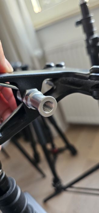 Cleme Manfrotto 275