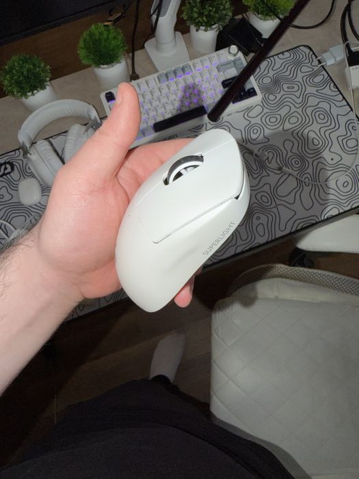 Мышь Logitech G Pro X Superlight 2 белый