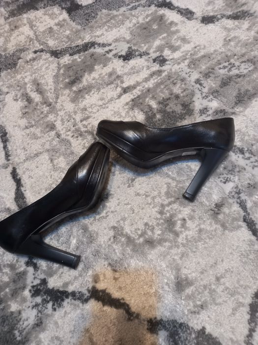 Pantofi piele naturala nr 35