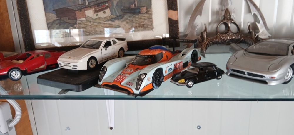 Mașinuțe de colecție majorete