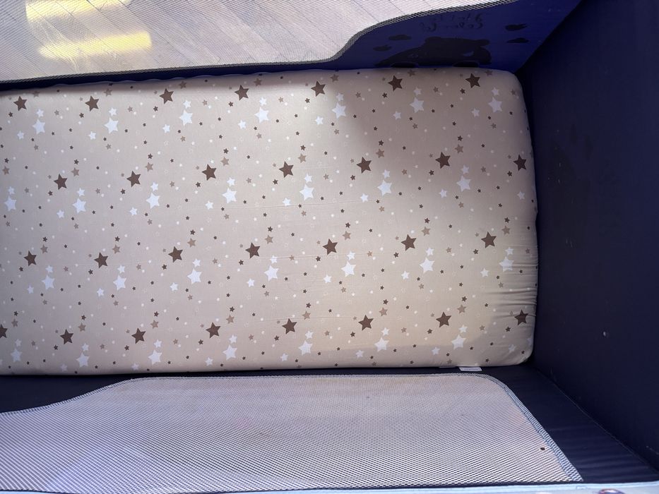 Бебешки кошари  2 броя за 30 евро