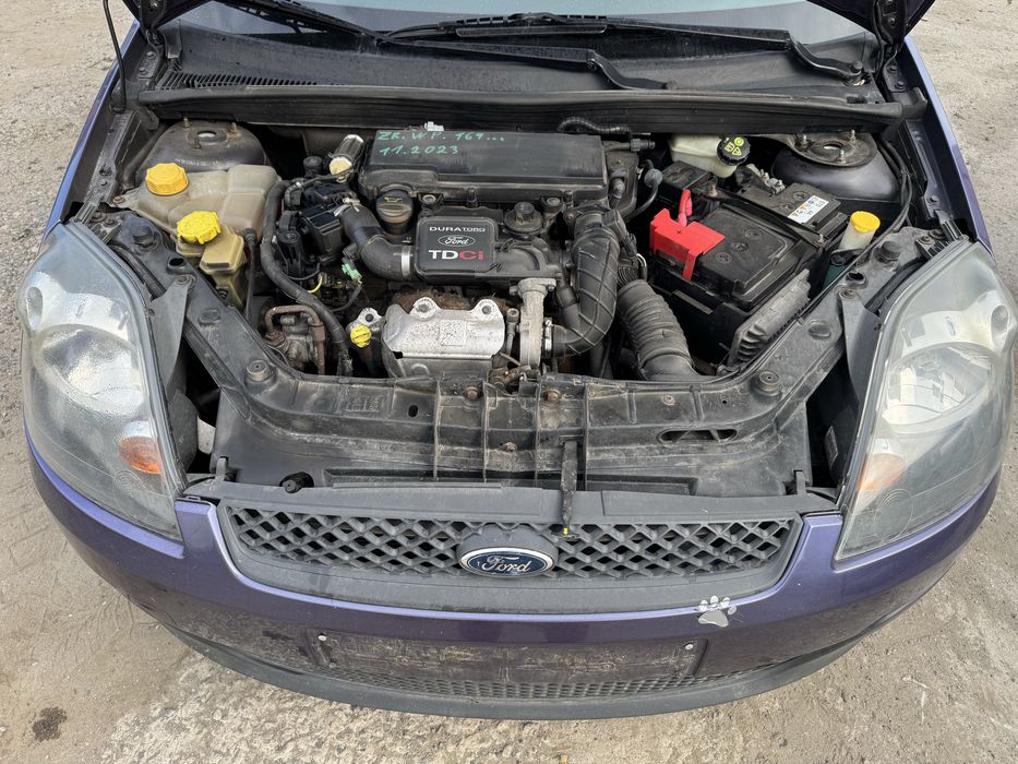 Ford Fiesta 1.4tdci 68hp 2005г На Части