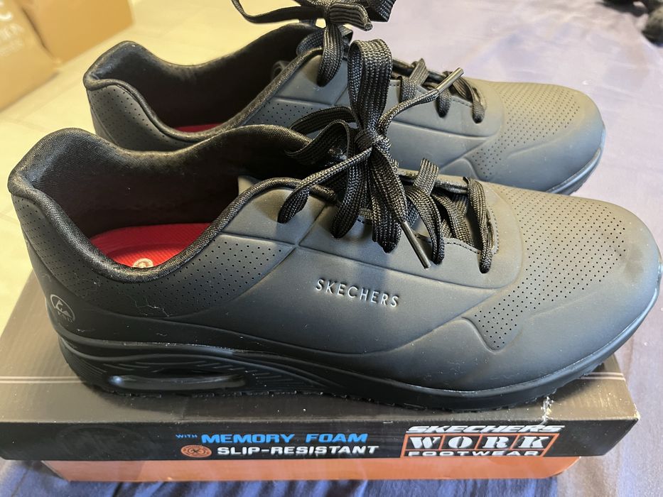 skechers air cooled relaxed fit memory foam