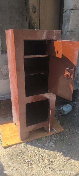 Продам Сейф Советский ОЧЕНЬ СРОЧНО