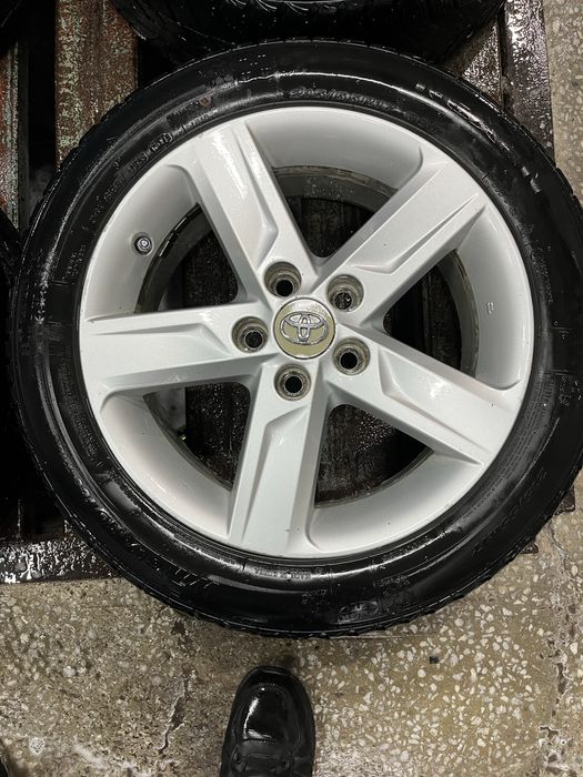 Toyota диски r17.