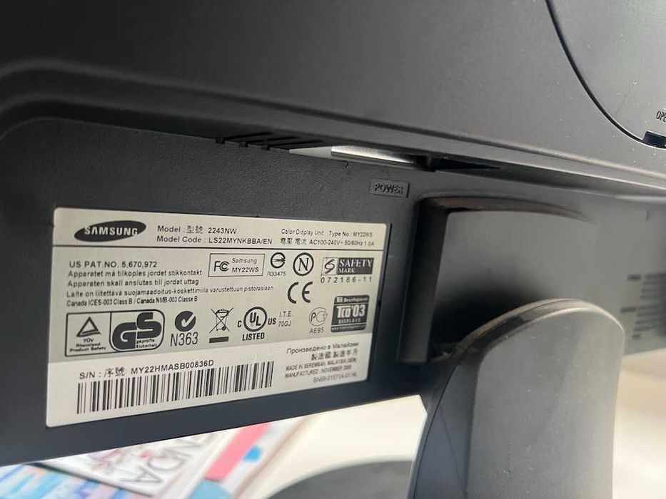 Монитор Samsung 22 инча 2243