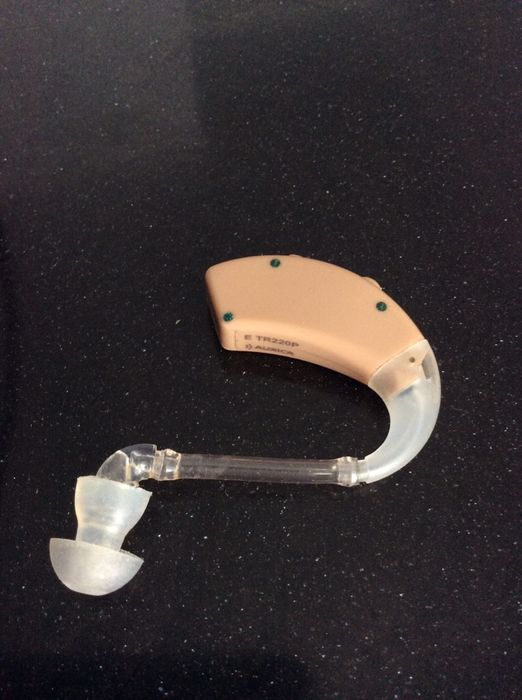 Слуховой аппарат Aurica Tr220p