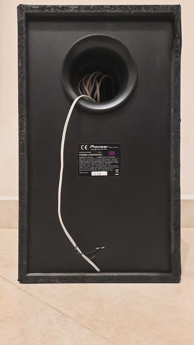 Pioneer-субуфър 3 ohms от домашно кино