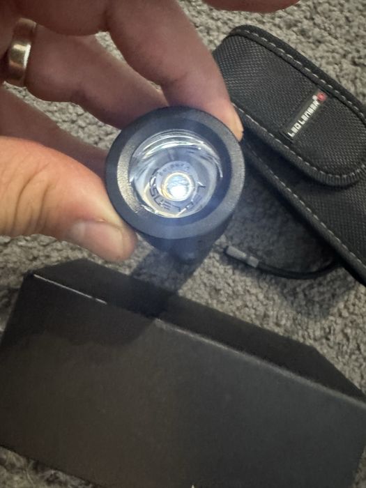 Lanterna LedLenser p7 defecta