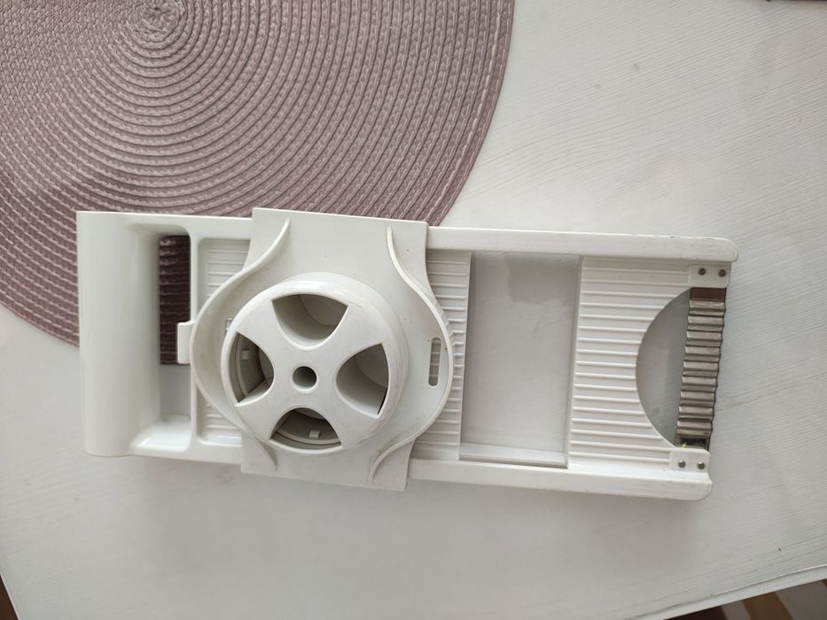 Răzătoare universală