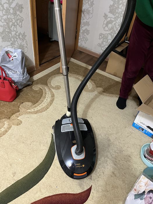 Продам пылесос 15000тг