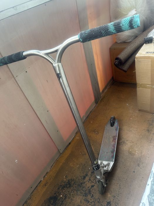 Продам трюковой самокат