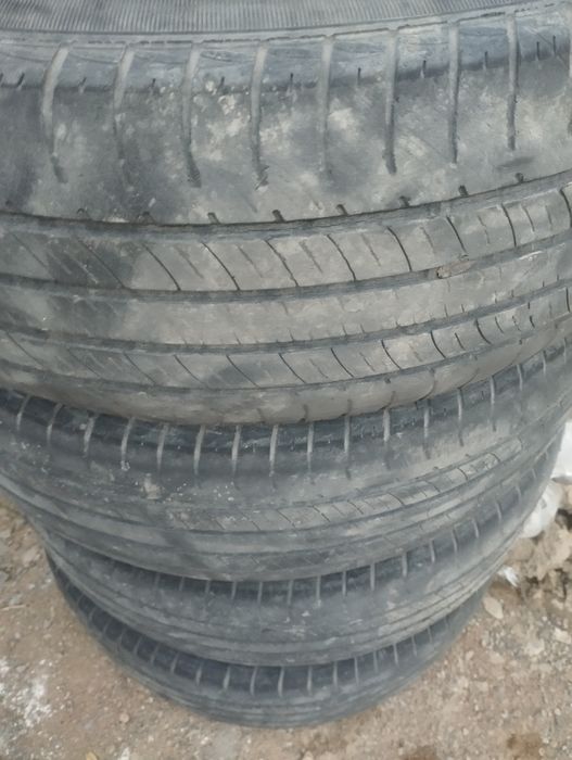 Продам балоны 235 60 r 18
