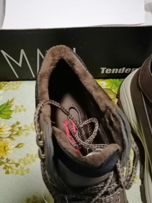 Продавам мъжки обувки