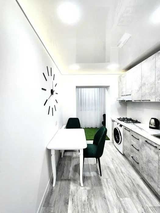 Б4 Сдается Квартира Чиланзарский р-н 10-квартл  2-х комнат - 60м2