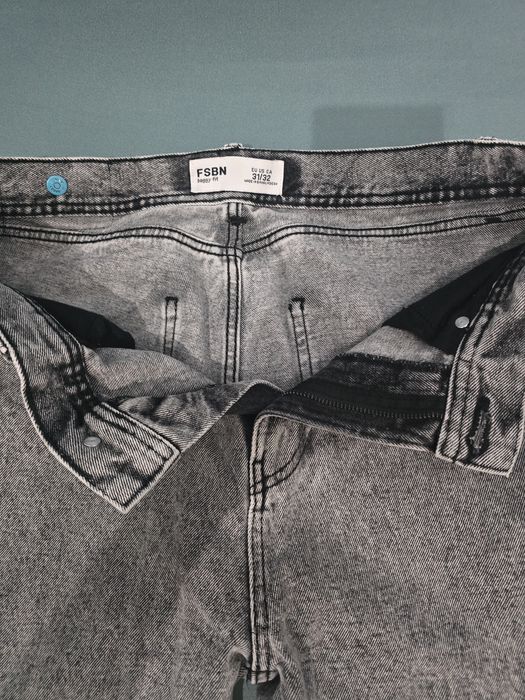 Blugi FSBN baggy fit gri 31/32