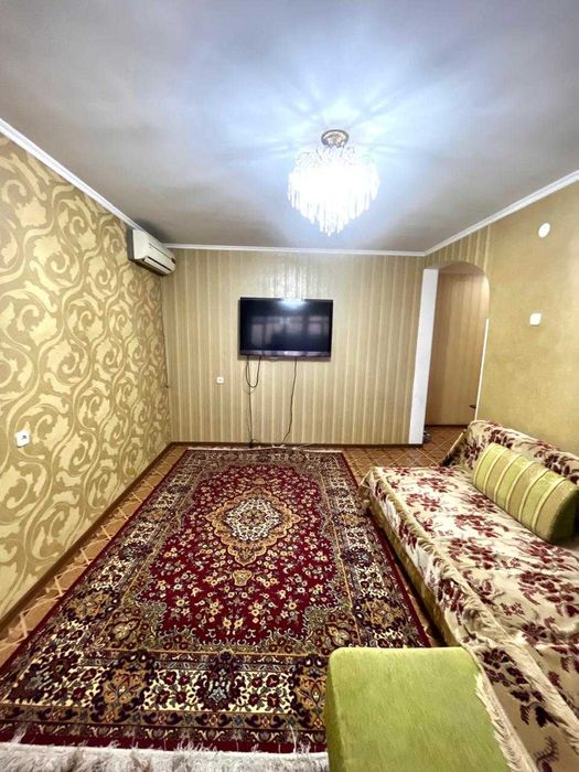 Продаётся 2 комн квартира