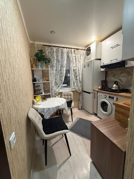 Продается 4-х комн.кв Ремзавод