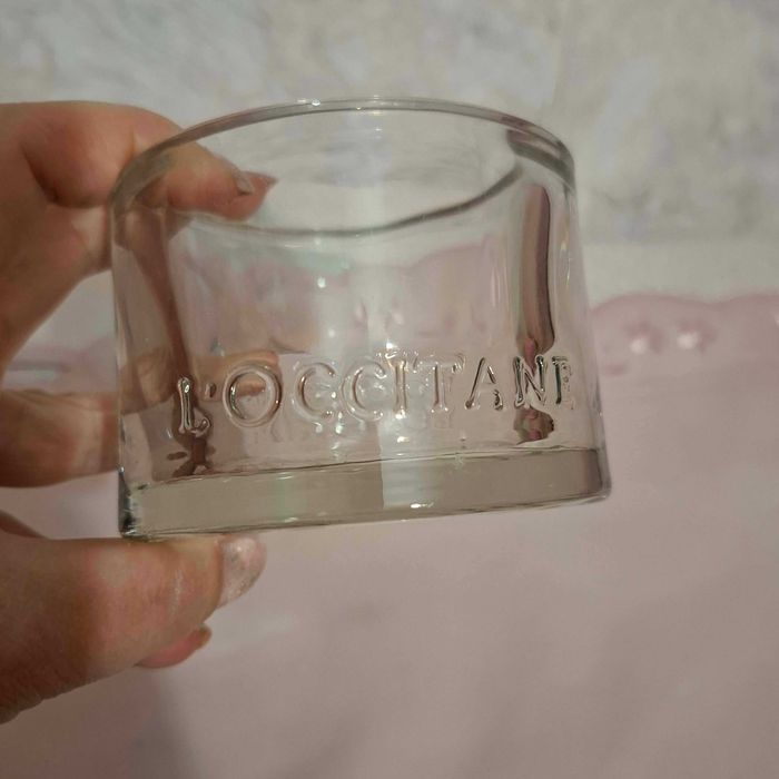 L-OCCITANE   Свещник