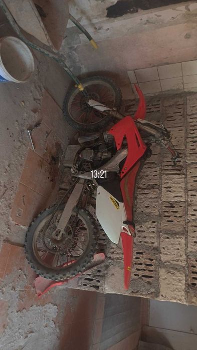 Vand sau schimb cu atv