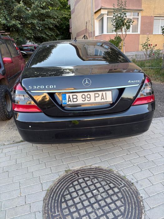 Mercedes w221 s class 4matic