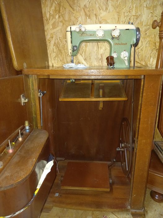 Продам швейную машинку Кёхлер, ФРГ.