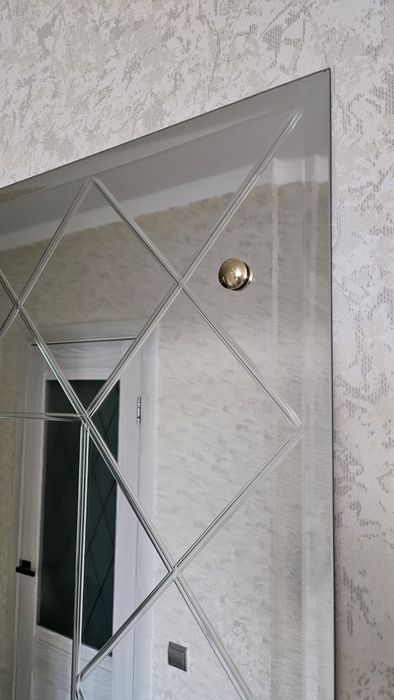 Зеркало интерьерное