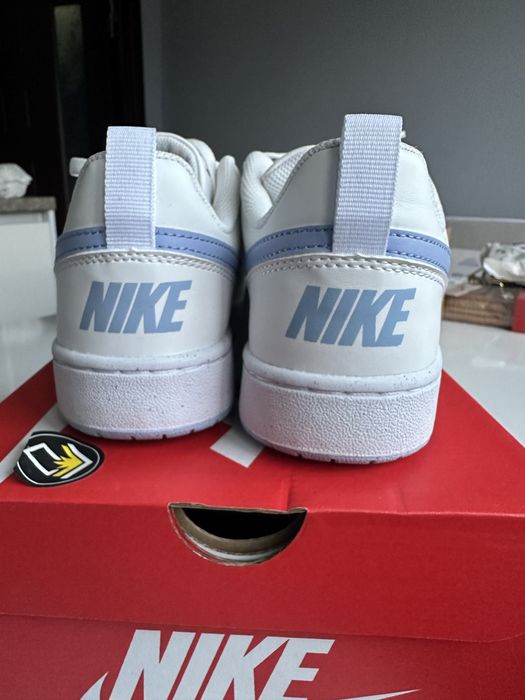 Маратонки Nike 39 номер