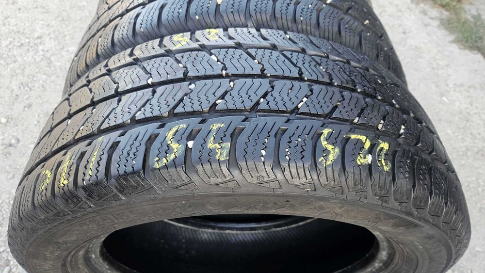 225/55 R17C • Iarna • Semperit Van Grip 3 109/107T | 4 buc | Pret/buc