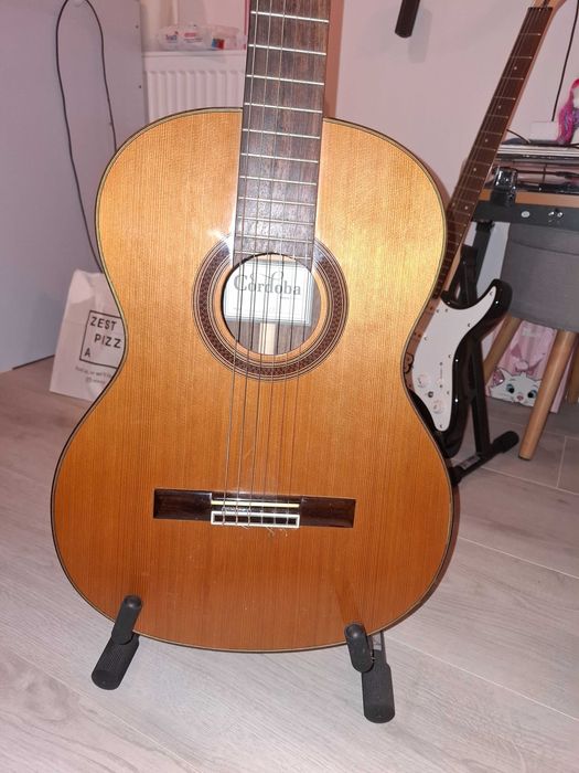 Vând chitară clasică Cordoba C7 CD Iberia – originală